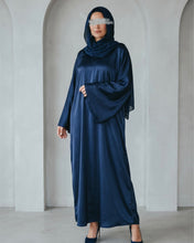 Load image into Gallery viewer, Premium Closed Abaya with Spanish Sleeves