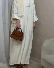 Load image into Gallery viewer, Winter Closed Butterfly with Square Neck (Cream)