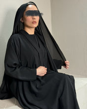 Load image into Gallery viewer, Italian Linen Frayed Abaya Set in Cloche Cut (Black)