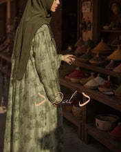 Load image into Gallery viewer, Three-Piece Indian Linen Set: Patterned Abaya in Cloche-Cut, Inner Dress & Hijab (Olive Serenity)