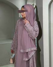 Load image into Gallery viewer, Stunning Jacquard Patterned Abaya Set in Cloche Cut (Tea Pink)