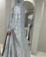 Load image into Gallery viewer, Three-Piece Metallic Set: Floral Patterned Cloche-Cut & Silky Inner Dress (Silver)