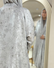 Load image into Gallery viewer, Three-Piece Metallic Set: Floral Patterned Cloche-Cut & Silky Inner Dress (Silver)