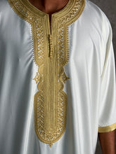 Load image into Gallery viewer, Close-up of elegant gold embroidery on collar of white Moroccan thobe