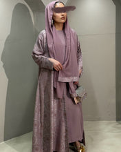 Load image into Gallery viewer, Stunning Jacquard Patterned Abaya Set in Cloche Cut (Tea Pink)