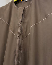Load image into Gallery viewer, Emirati Cotton Thobe with Tassel (Mocha Brown)
