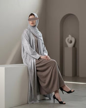 Load image into Gallery viewer, Three-Piece Metallic Set: Floral Patterned Cloche-Cut & Silky Inner Dress (Silver)