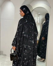Load image into Gallery viewer, Japanese Floral Batwing Open Abaya with Matching Hijab (Silver Floral)