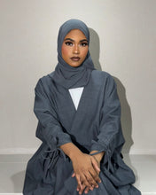 Load image into Gallery viewer, Close-up of adjustable bow-tied sleeve on Linen Abaya Set