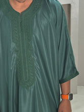 Load image into Gallery viewer, Premium Moroccan Thobe (Emerald Green)
