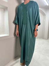 Load image into Gallery viewer, Premium Moroccan Thobe (Emerald Green)
