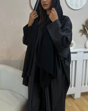 Load image into Gallery viewer, Butterfly Abaya with Beaded Detailing(Black)
