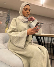 Load image into Gallery viewer, Kuffiyeh Embroidered Abaya (Pastel Green Fern)
