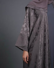 Load image into Gallery viewer, Eid Three-Piece Silk Jacquard Set: Cherry Tree Patterned Abaya, Inner Dress &amp; Hijab (Mauve)
