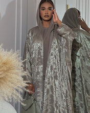 Load image into Gallery viewer, Three-Piece Set: Metallic Patterned Bisht &amp; Silky Inner Dress (Taupe)
