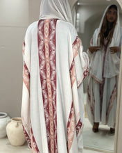 Load image into Gallery viewer, Sadu Cotton Jacquard Abaya (Terracotta Orange or Rose)
