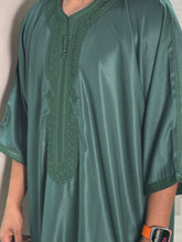 Load image into Gallery viewer, Decorative buttons on the neckline of emerald green Moroccan thobe
