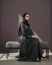 Load image into Gallery viewer, Structured Cloche Cut Eid Abaya – Taffeta Jacquard (Black Pattern)
