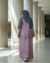 Load image into Gallery viewer, Ramadan Three-Piece Cloche Abaya Set: Two-Tone Abaya, Inner Dress &amp; Hijab (Dusty Mauve / Denim)
