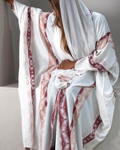 Load image into Gallery viewer, Sadu Cotton Jacquard Abaya (Terracotta Orange or Rose)
