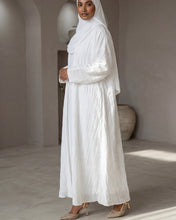Load image into Gallery viewer, Three-Piece Summer Set: Cotton Jacquard Blend Abaya, Inner &amp; Hijab (White)
