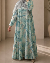 Load image into Gallery viewer, Closed Cloche-Cut Marble Abaya (Aqua Blue)

