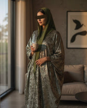 Load image into Gallery viewer, Three-Piece Set: Metallic Patterned Bisht &amp; Silky Inner Dress (Khaki)

