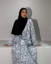 Load image into Gallery viewer, Jacquard abaya set styled with matching inner dress
