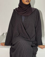 Load image into Gallery viewer, Butterfly abaya with side slit sleeve in plum brown


