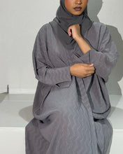 Load image into Gallery viewer, Modest Abaya Set for Umrah 2025 in Taupe
