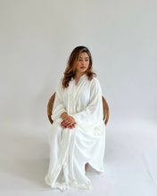 Load image into Gallery viewer, Limited Edition Bahraini Linen Kaftan with Tribal Embroidery - Off White
