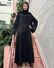 Load image into Gallery viewer, Classy Diamanté Abaya
