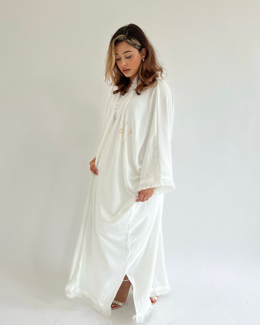 Limited Edition Bahraini Linen Kaftan with Tribal Embroidery - Off White