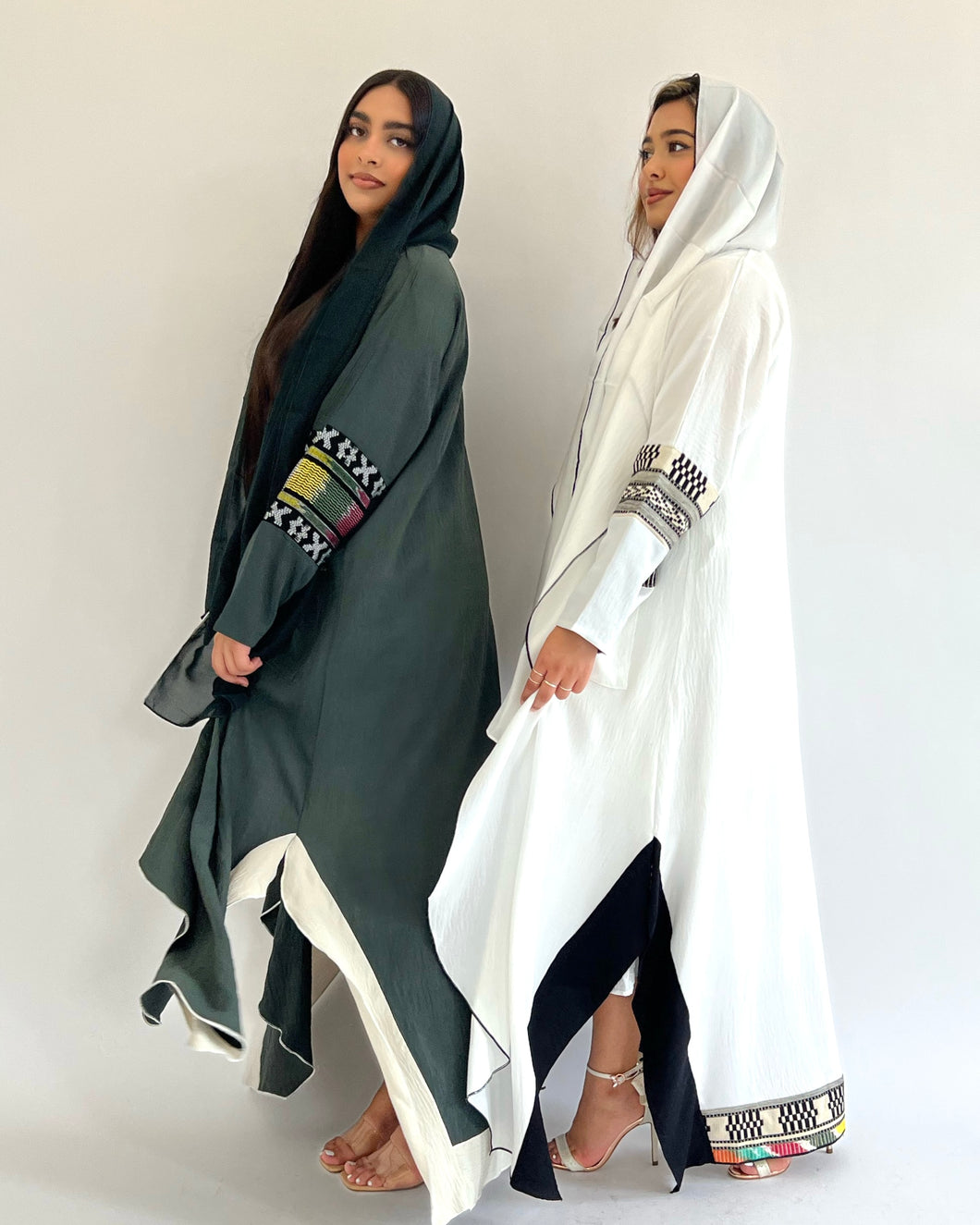 Unique Bahraini Linen Abaya with Pockets - Khaki OR White